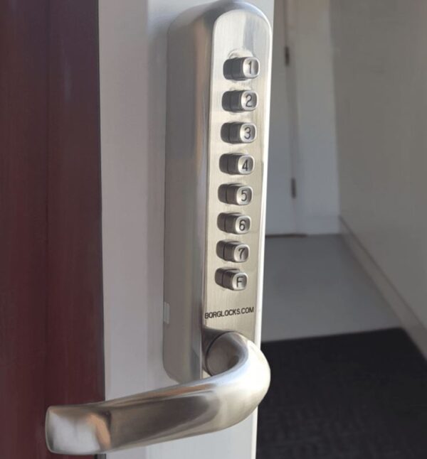 Borg BL6003 narrow style mechanical gate lock with keypad and 60x72mm mortice lock for internal & external doors - satin chrome finish with round bar lever handle