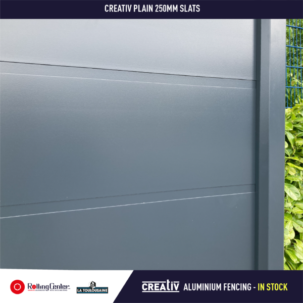 Creativ Aluminium Fencing Kit - Anthracite 7016 - Plain 250mm slats - 2.4M height - Image 4