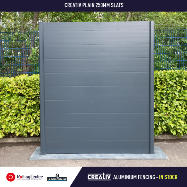 Creativ Aluminium Fencing Kit - Anthracite 7016 - Plain 250mm slats - 2.4M height