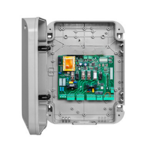 Spartacus MAX.CP Control panel and enclosure
