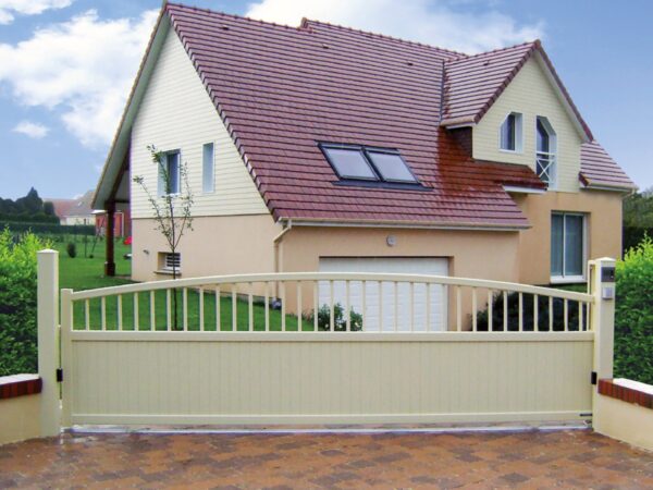 Aluminium driveway gates - Harmony Varna