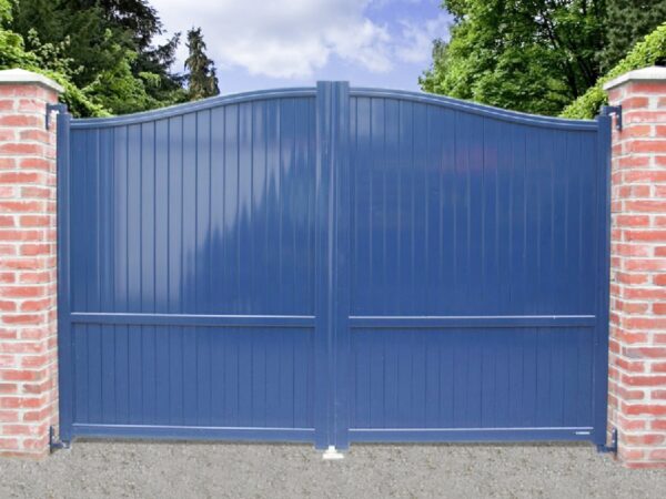 Aluminium driveway gates - Intimacy Belfast
