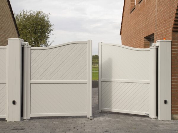 Aluminium driveway gates - Intimacy Solunto
