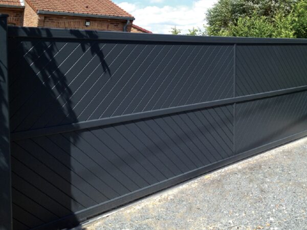 Aluminium driveway gates - Intimacy Syracuse