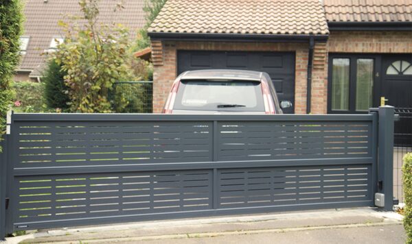 Aluminium driveway gates - Creation Sète - Image 3
